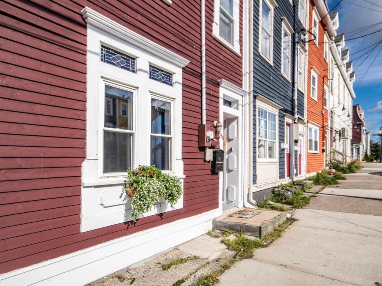 Historic Jelly Bean Row House, Walk To Signal Hill Villa St. John's Buitenkant foto